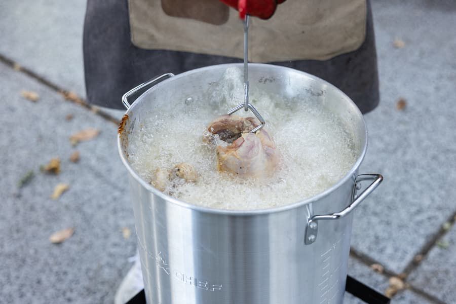 Camp Chef 10 1/2 QT Fry Pot w/Basket - Silver